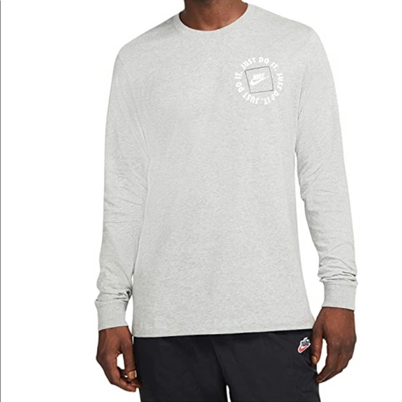 Nike Long Sleeve Tee - Picture 1 of 5